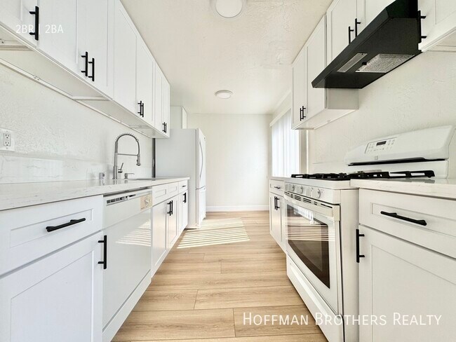 Foto del edificio - 1000 N Doheny Dr West Hollywood, CA 90069