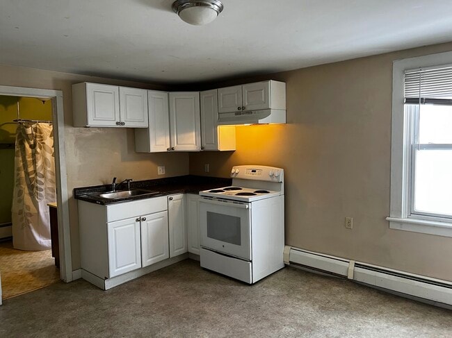 Building Photo - 938 VT-7A