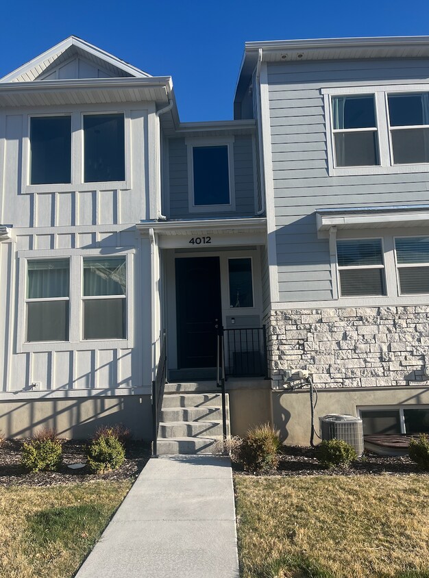 Foto principal - 4012 W Hardman Way