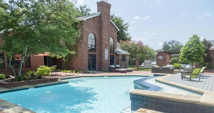 Foto principal - 5050 Pear Ridge Dr
