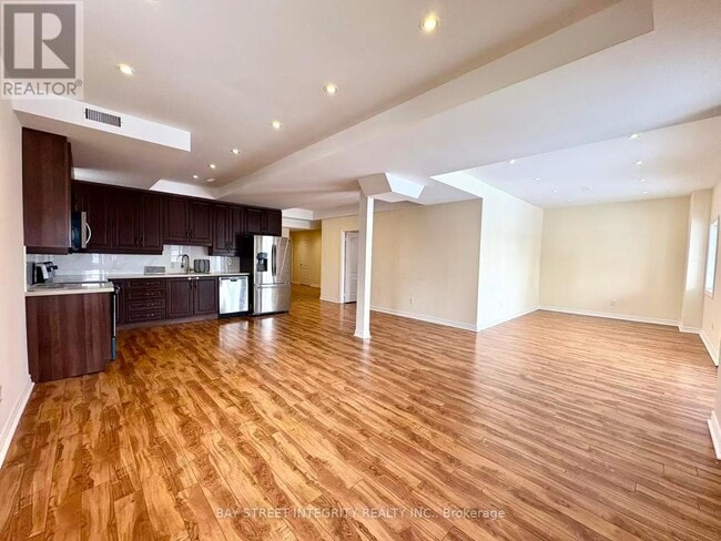 Building Photo - 53 Mancini Cres