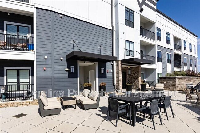 Foto del edificio - 3630 N Davidson St