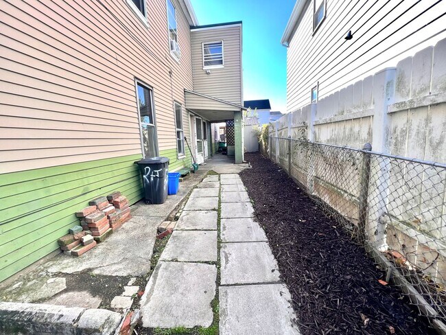 Foto del edificio - 502 3rd St