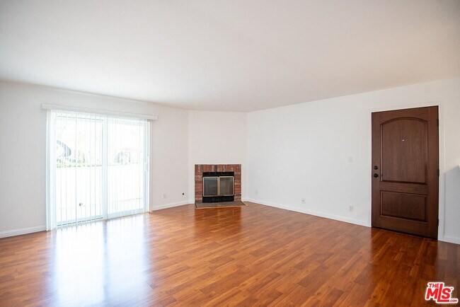 Foto del edificio - 3970 Moore St