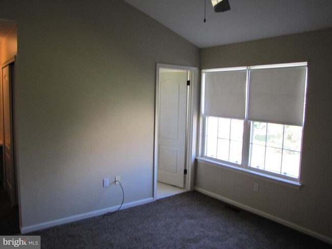 Building Photo - 2801 Harvard Ct