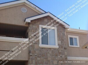 Building Photo - 3810 Strawberry Field Grove
