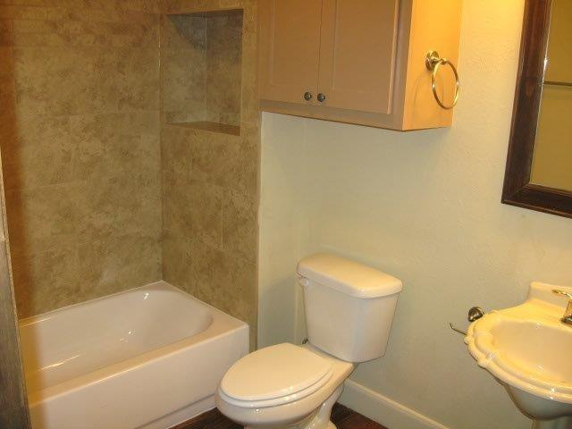 Building Photo - 15644 Connie Ln
