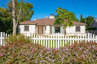Building Photo - 23017 Sylvan St