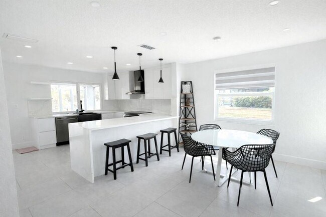 Foto del edificio - 149 Ponce De Leon St