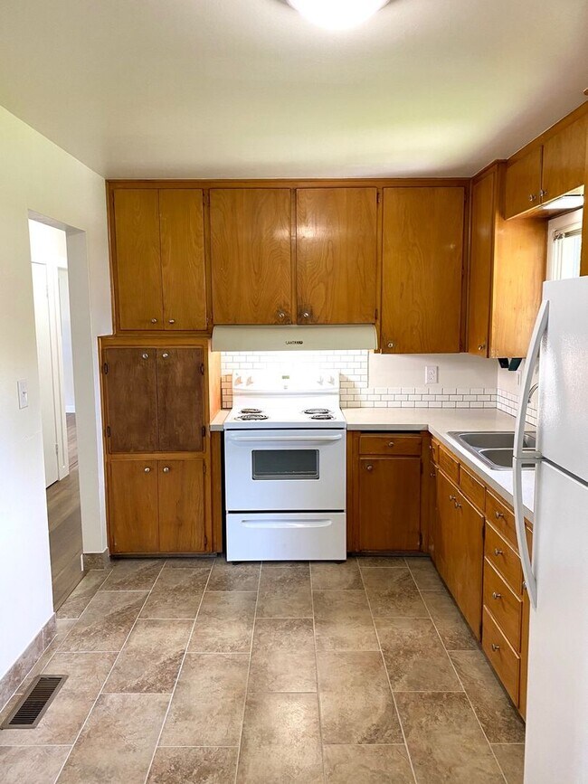 Foto del edificio - Newly Renovated Blue Home