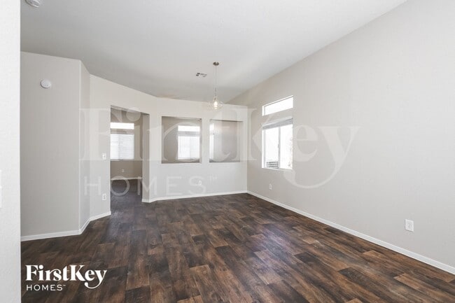 Building Photo - 2014 Heritage Ridge Ave