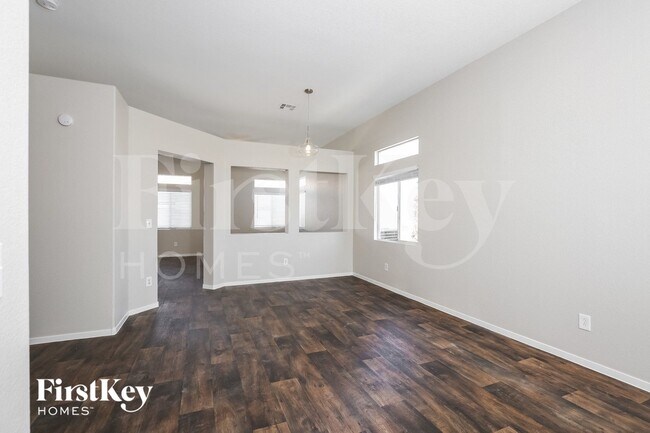 Foto del edificio - 2014 Heritage Ridge Ave