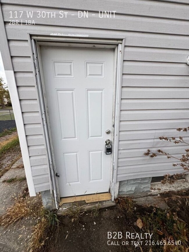 Building Photo - 117 W 30th St