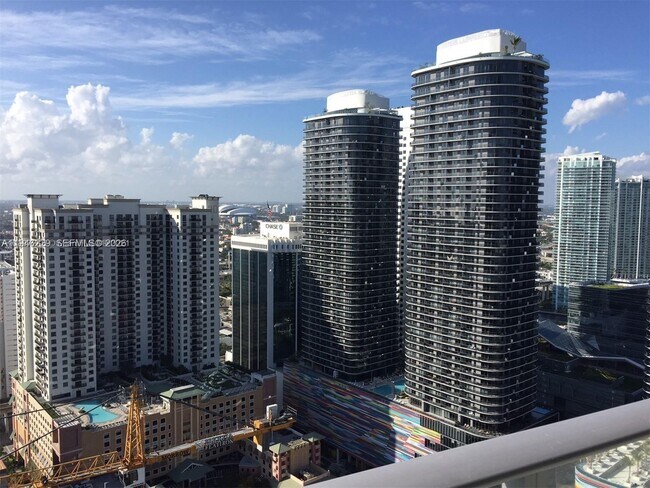 Foto del edificio - 1010 Brickell Ave