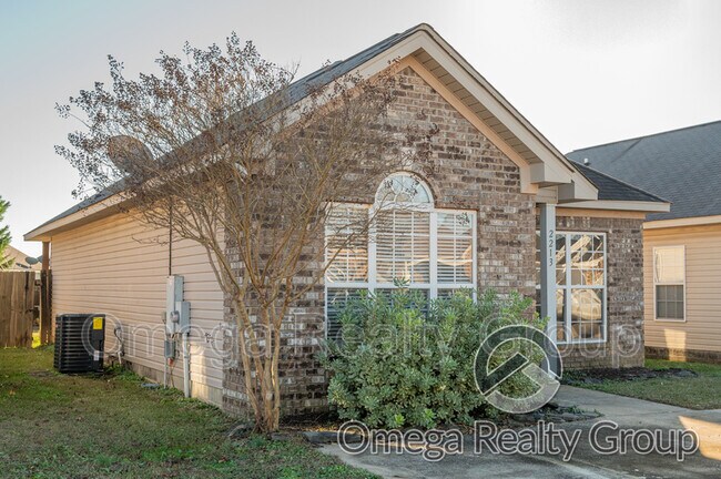 Building Photo - 2213 Starlight Dr