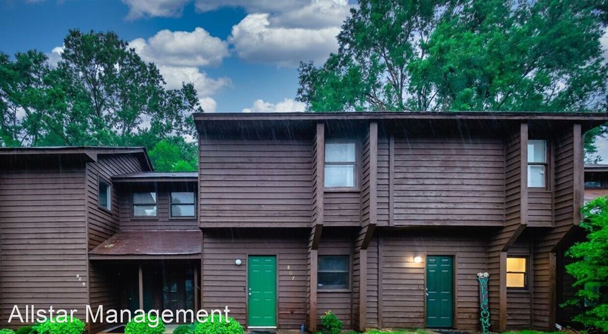 2 br, 2.5 bath House 807 Planters Point House for Rent in