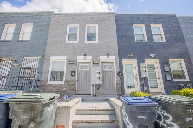 Building Photo - Lovely 2 BR/2 BA Condo in Trinidad!