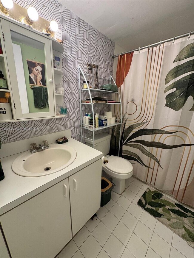 Foto del edificio - 291 NW 177th St