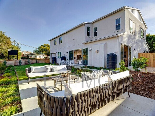 Photo - 5600 W 78th St Apartment