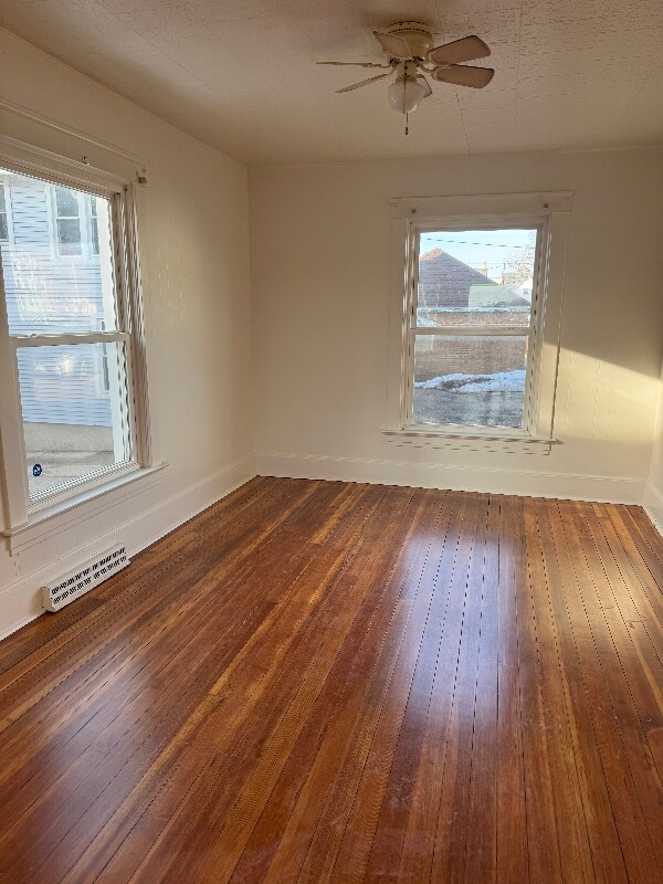 Building Photo - 325 W Grand Ave