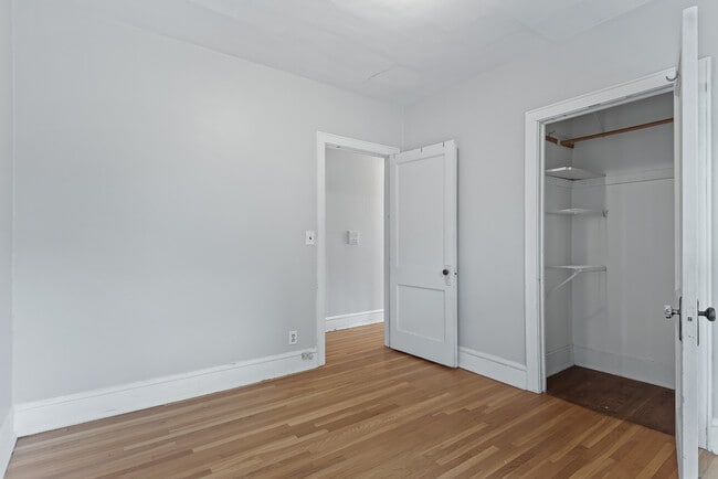 Building Photo - 214 Oak Grove | Origen Living