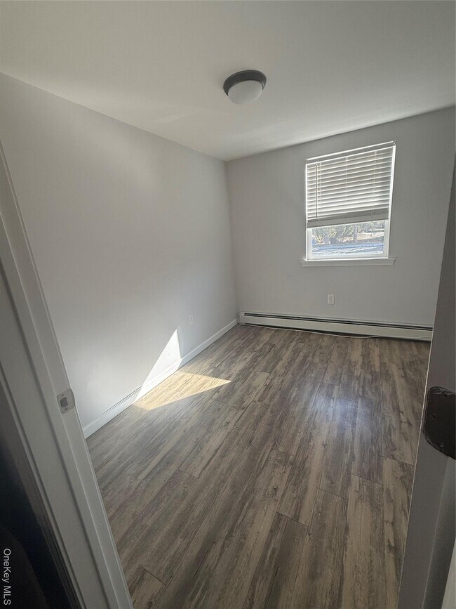 Foto del edificio - 1169 NY-17A