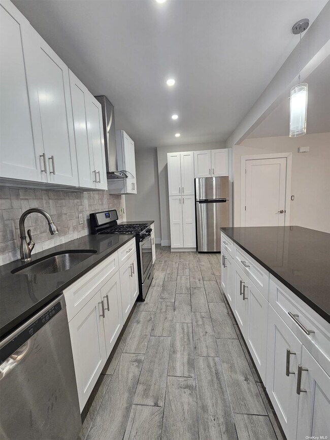 Foto del edificio - 18-55-55 21st Rd