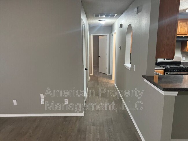 Foto del edificio - 4712 NE Wisconsin St