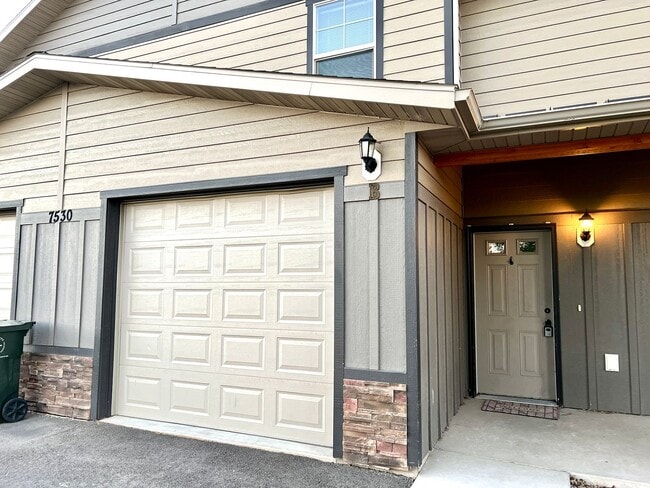 Building Photo - 7530 Kingpost Loop