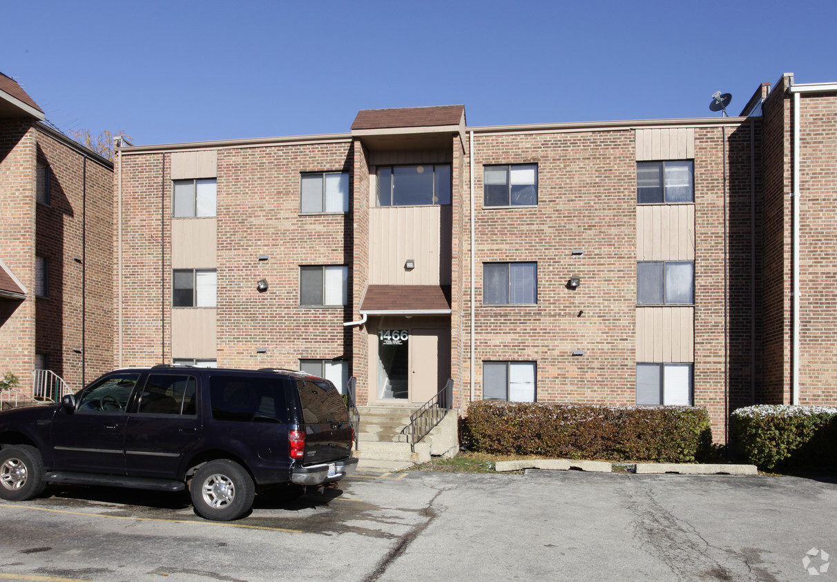 Building Photo - 1466 E Ports O Call Dr