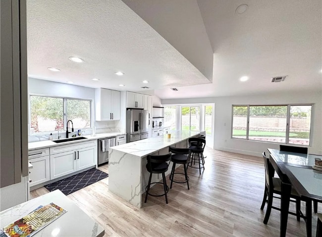 Building Photo - 9053 Firebird Dr