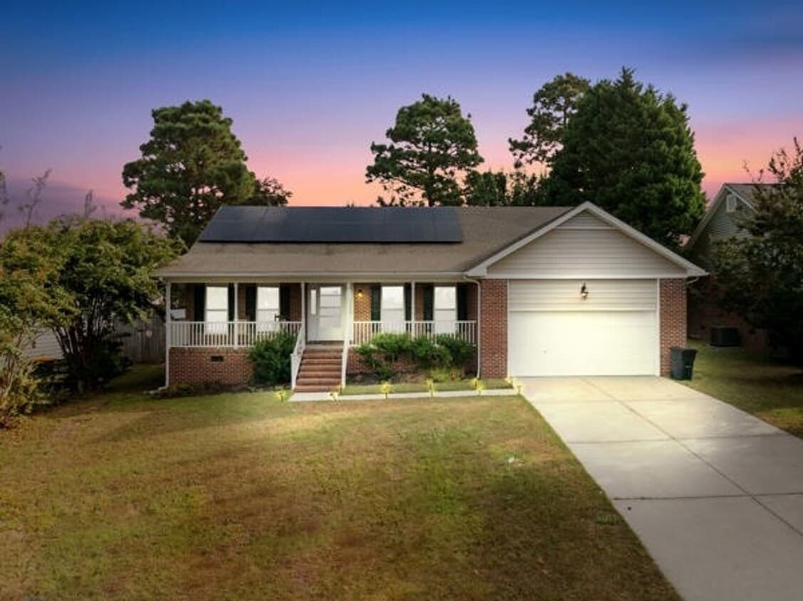 Primary Photo - 5224 Miranda Dr