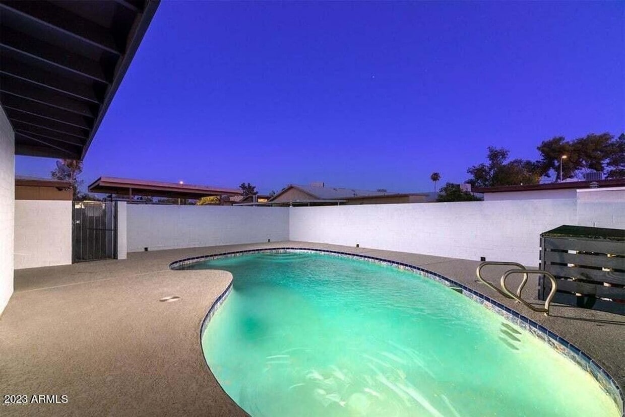 Photo - 521 W Pebble Beach Dr