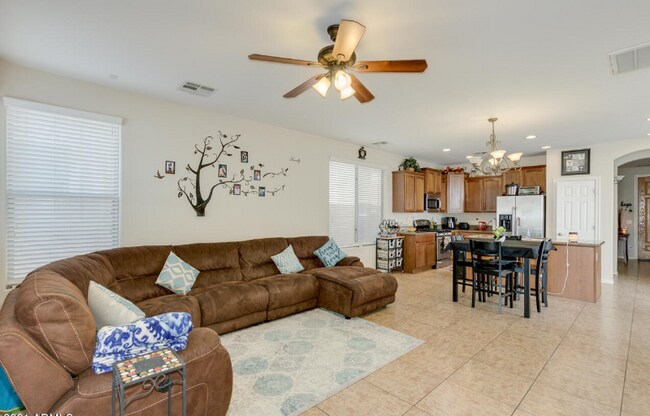 Building Photo - 14586 W Port Au Prince Ln