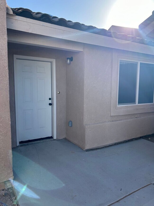 Foto del edificio - BRAND NEW- DESERT SKY TOWNHOME