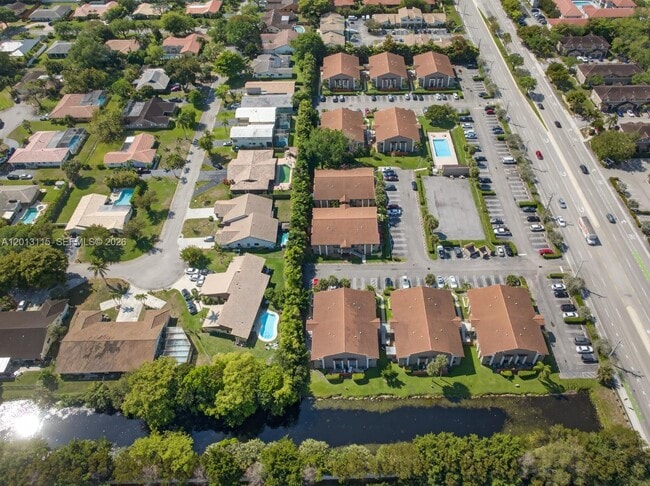 Building Photo - 3149 Coral Ridge Dr
