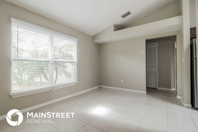 Foto del edificio - 370 Dandurand St SW