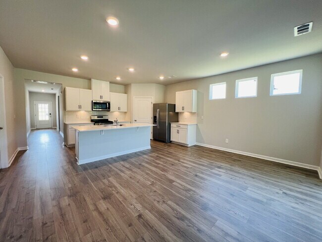 Foto del edificio - 6380 Japonica Ln