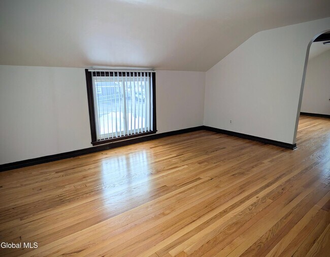 Foto del edificio - 1735 Western Ave