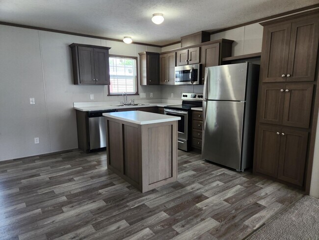 Building Photo - 171 Cardinal Ln