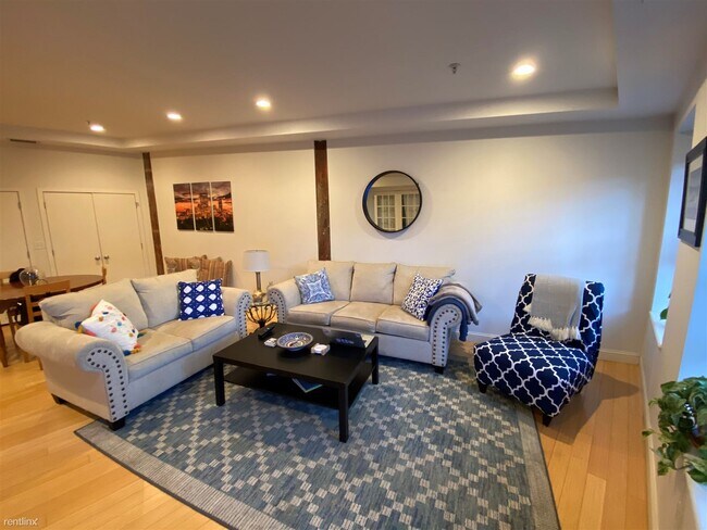 Foto del edificio - 3 br, 2 bath  - 490 Harrison Ave # 404YB