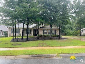 Building Photo - 6054 Diamante Dr
