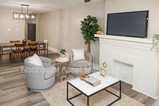 Foto del edificio - 1181-1183 Lockbourne Rd