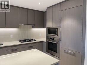 Building Photo - 6138 Birney Ave