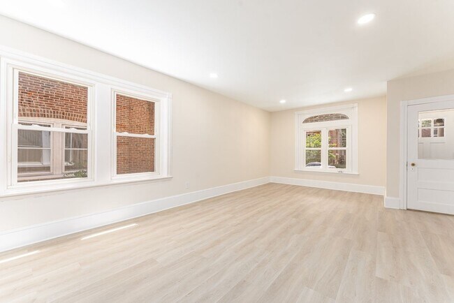Foto del edificio - 129 Walnut St