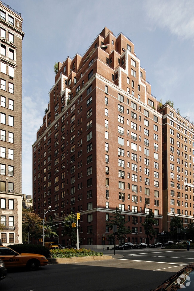 Primary Photo - 1120 Park Ave