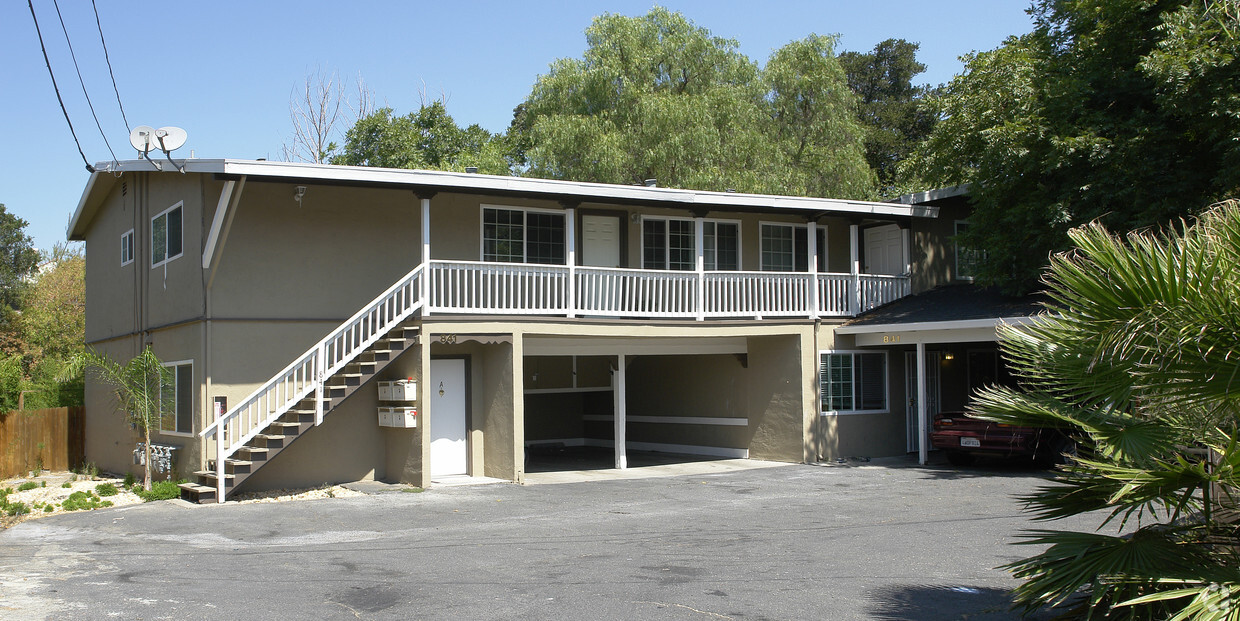 Primary Photo - Apartments