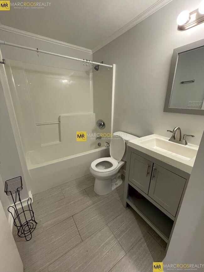 Foto del edificio - 534 Commonwealth Ave