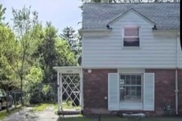 Building Photo - 16829 Evergreen Rd