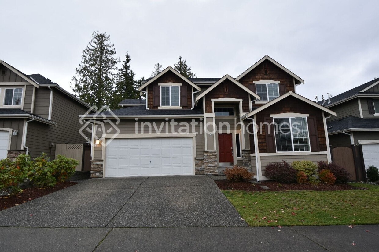 Foto principal - 8511 70th St NE